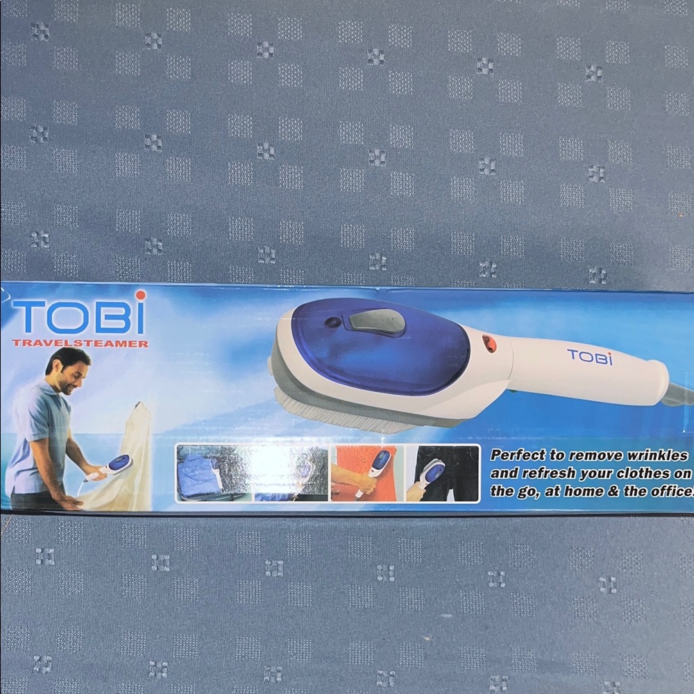 Tobi Portable Steamer in Blue and White